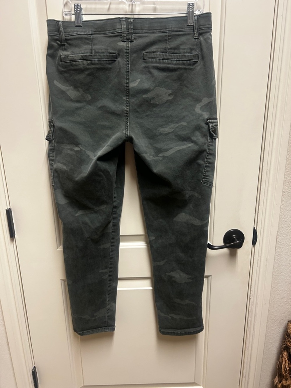 Democracy Ab Solution Utility Roll Cuff Camo Pants, Size 10 - Picture 9 of 11